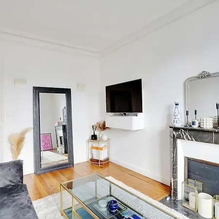 Logement Proche Champs Elysees Paris Exterior foto